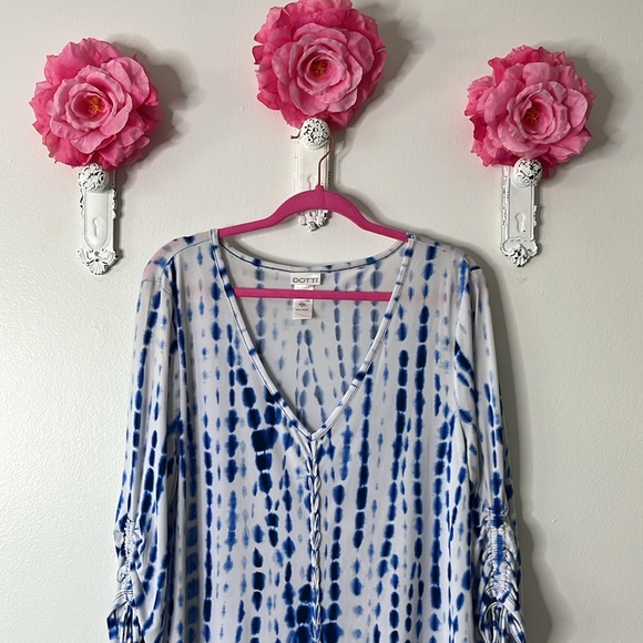 EUC Dillards Dotti Tie Dye Print V-Neck 3/4” Sleeve Cover-Up Dress, Size M. - Picture 2 of 10
